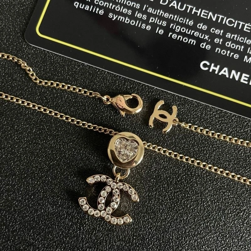 WaterResistant Chanel Necklaces 223542