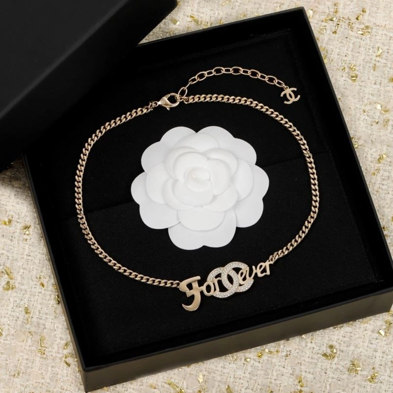 Chanel Necklaces Packable 223467