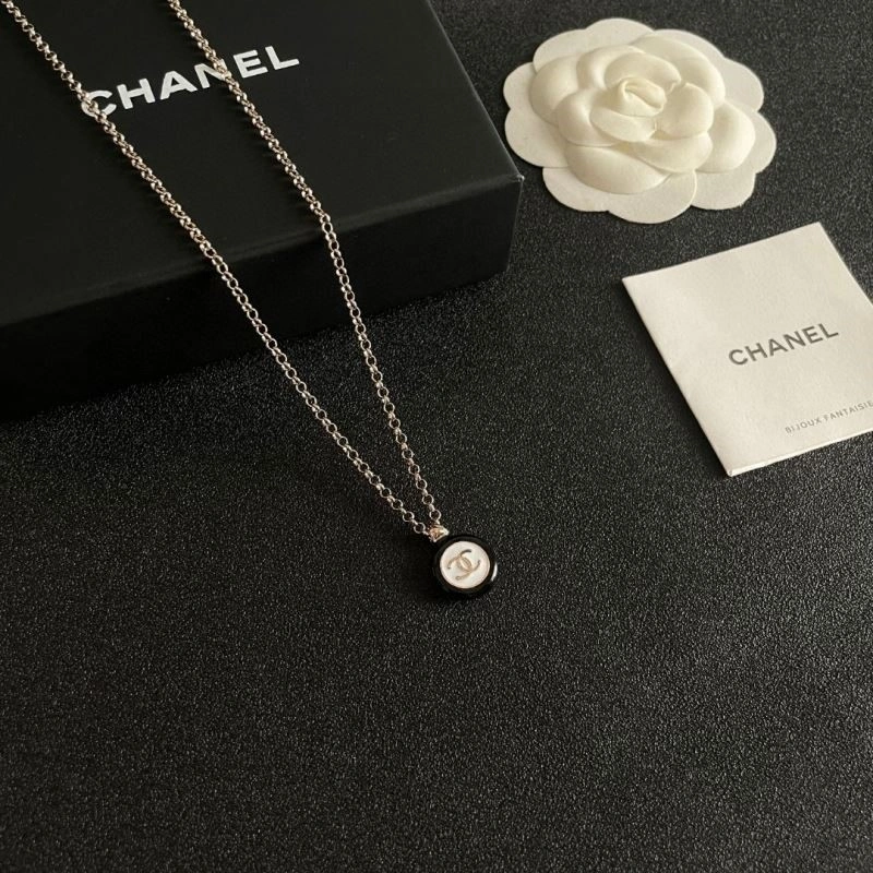 Comfortable Chanel Necklaces 223525