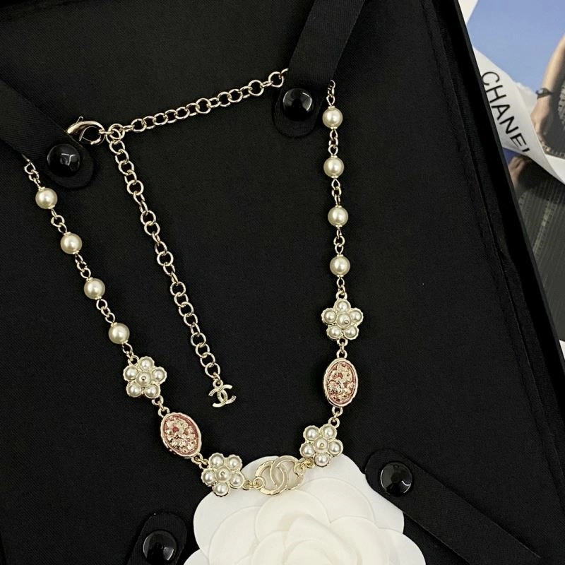 Original Chanel Necklaces 223464