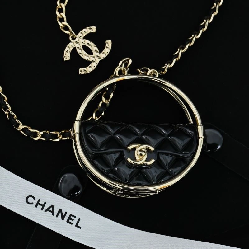 Versatile Chanel Necklaces 223444