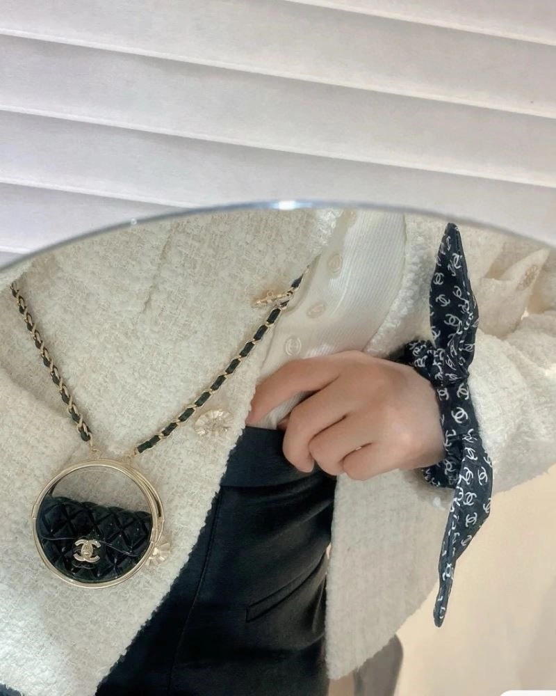 Versatile Chanel Necklaces 223444