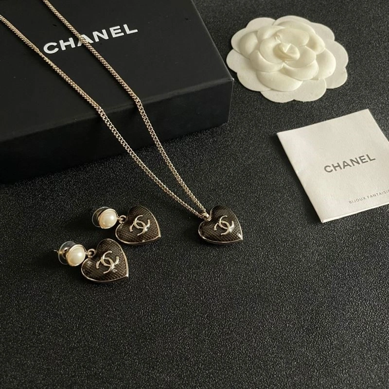WeatherProof Chanel Necklaces 223440