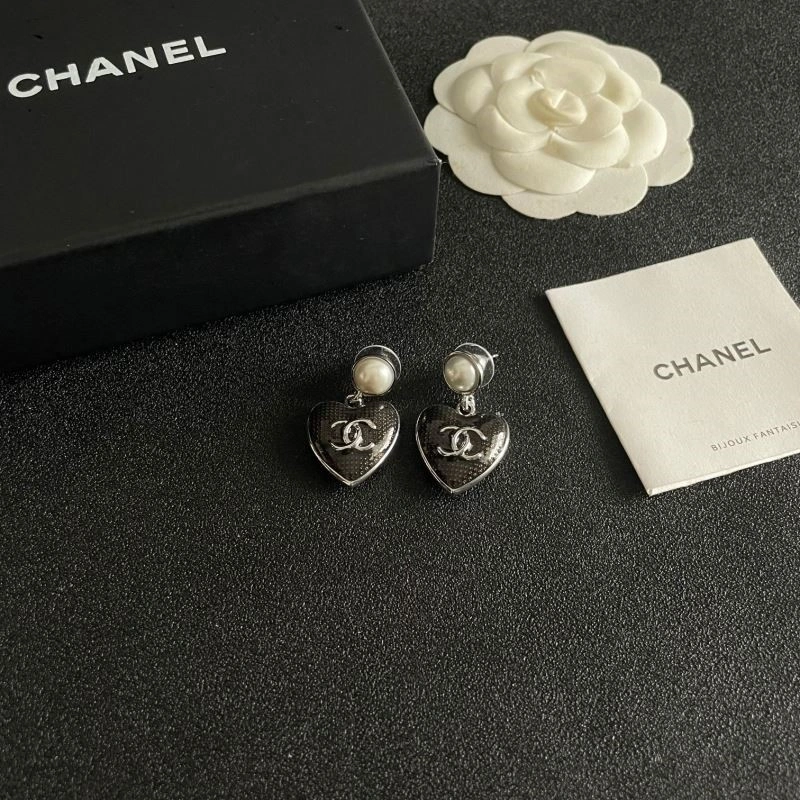 Refined Chanel Necklaces 223452