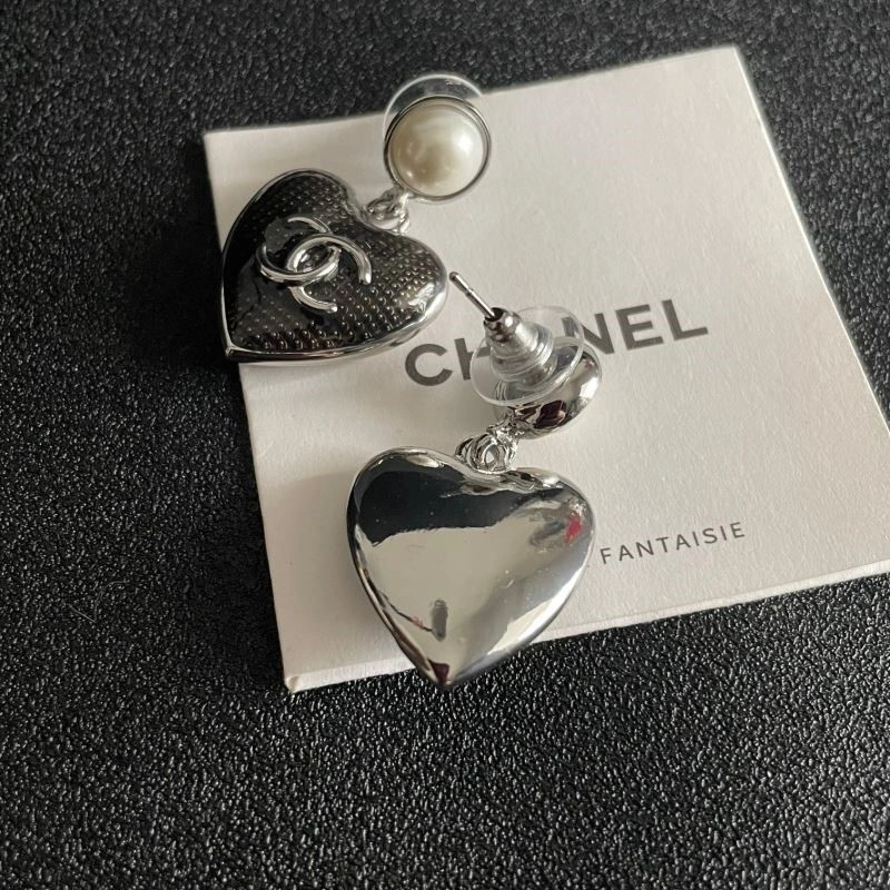 Refined Chanel Necklaces 223452