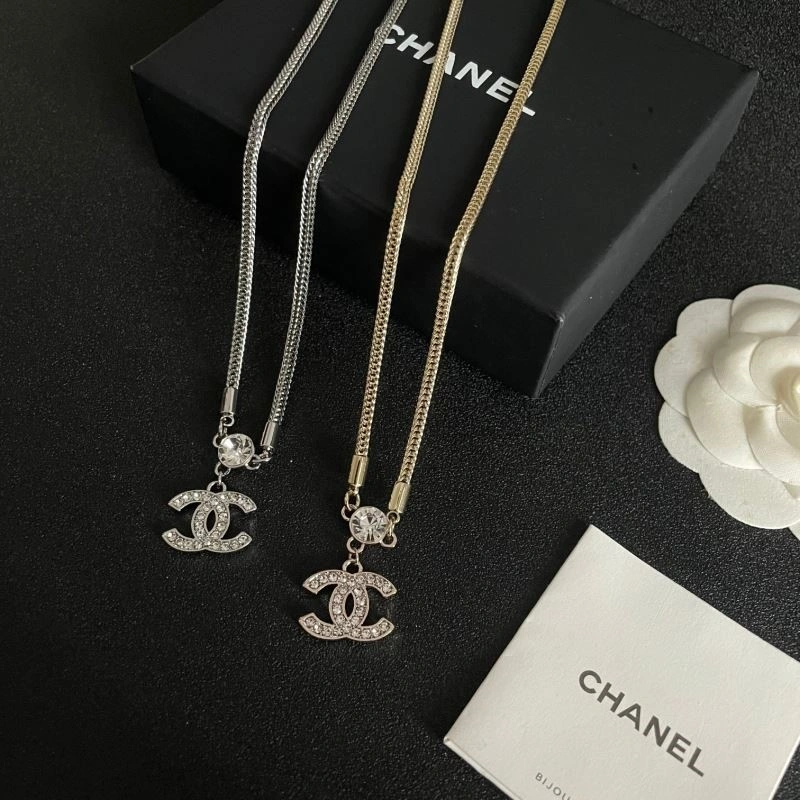 Chanel Necklaces Practical 223439