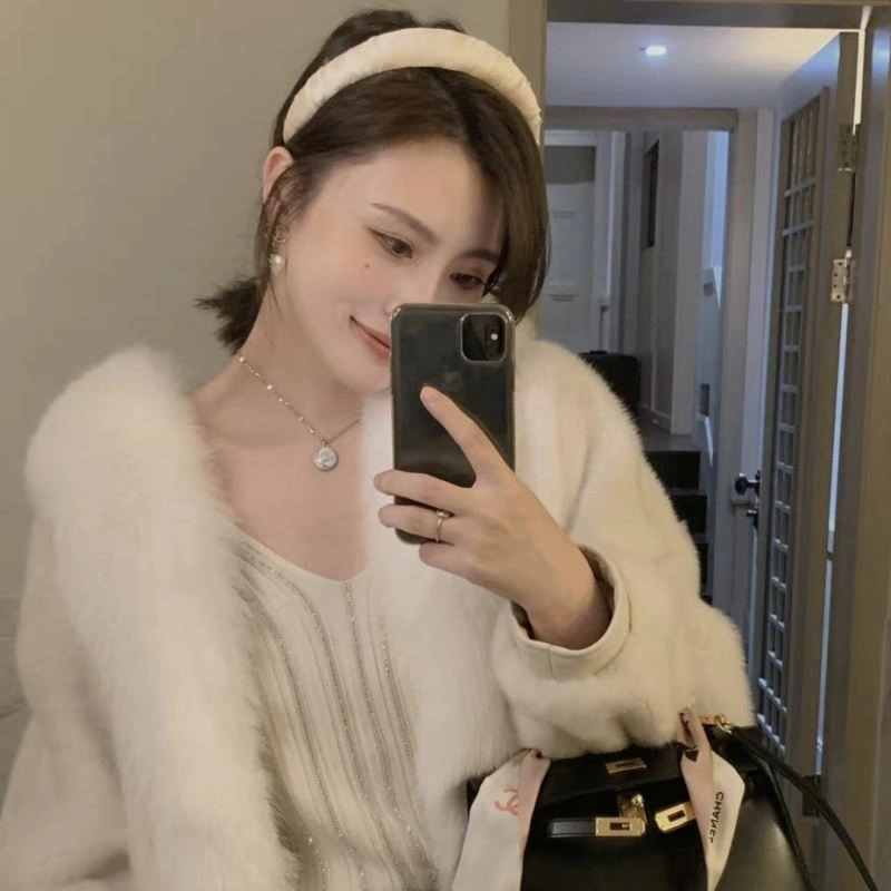Cozy Chanel Necklaces 223430