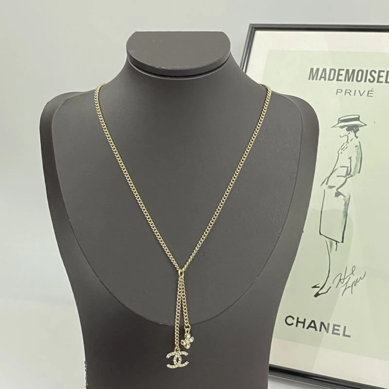 SoftTouch Chanel Necklaces 223437