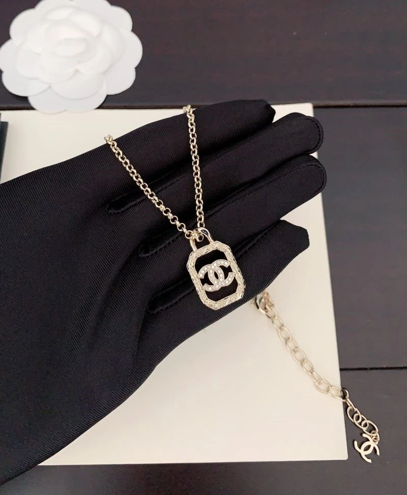 Lightweight Chanel Necklaces 223423