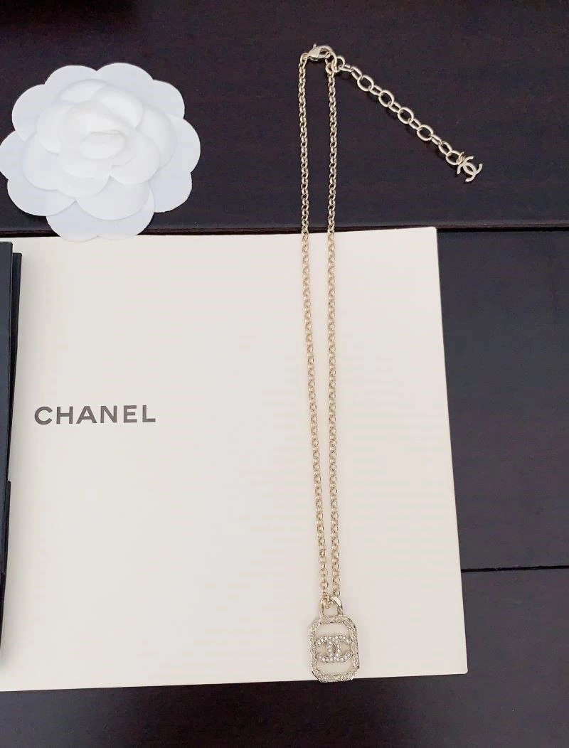 Lightweight Chanel Necklaces 223423
