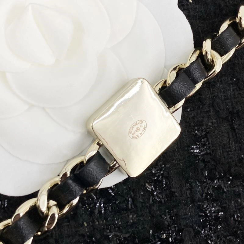 Contemporary Chanel Necklaces 223481