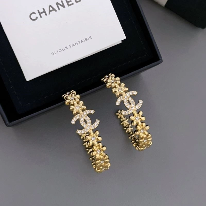 Modern Chanel Necklaces 223471
