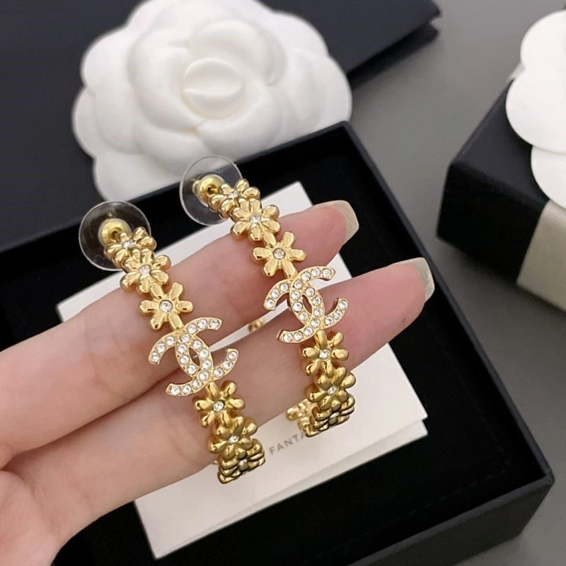 Modern Chanel Necklaces 223471