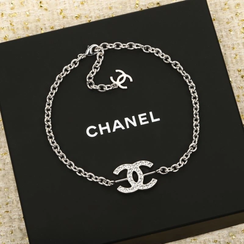 Chanel Necklaces Comfortable 223417