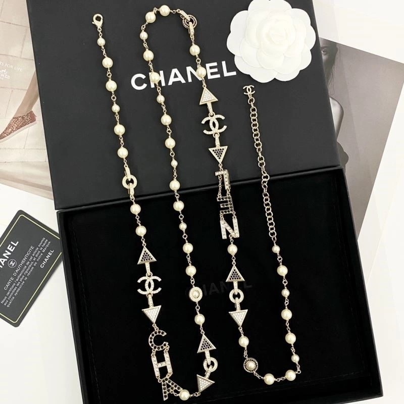 WaterResistant Chanel Necklaces 223420