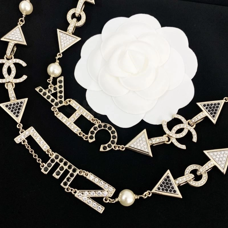 WaterResistant Chanel Necklaces 223420