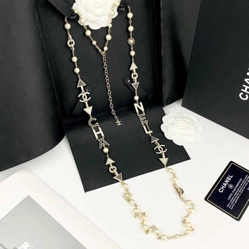 WaterResistant Chanel Necklaces 223420