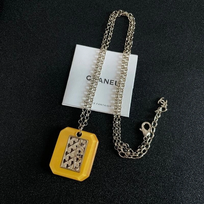 Effortless Chanel Necklaces 223431