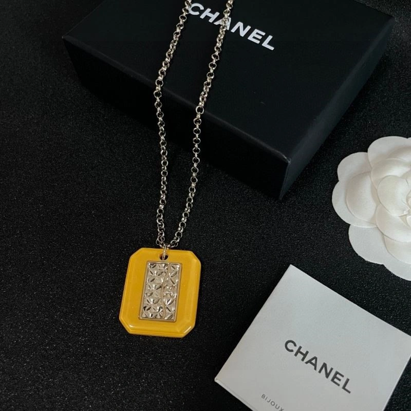 Effortless Chanel Necklaces 223431