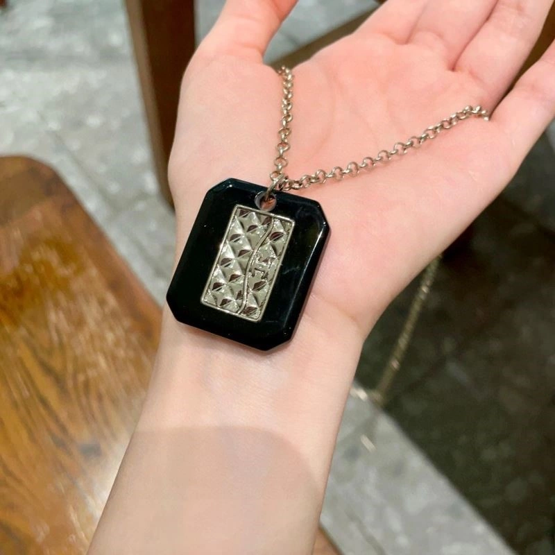 Chanel Necklaces MultiPurpose 223410