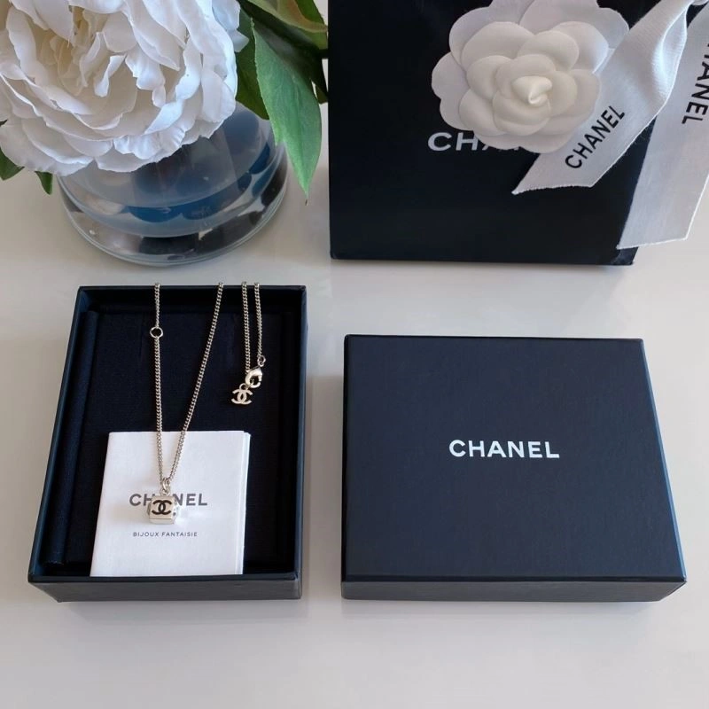 NewStyle Chanel Necklaces 223406