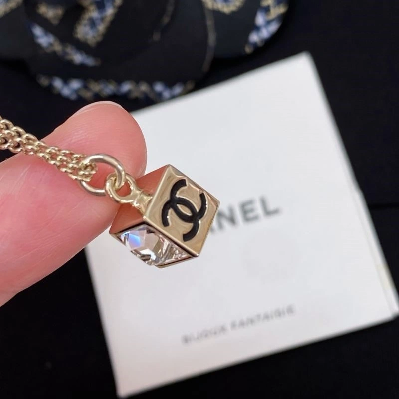 NewStyle Chanel Necklaces 223406