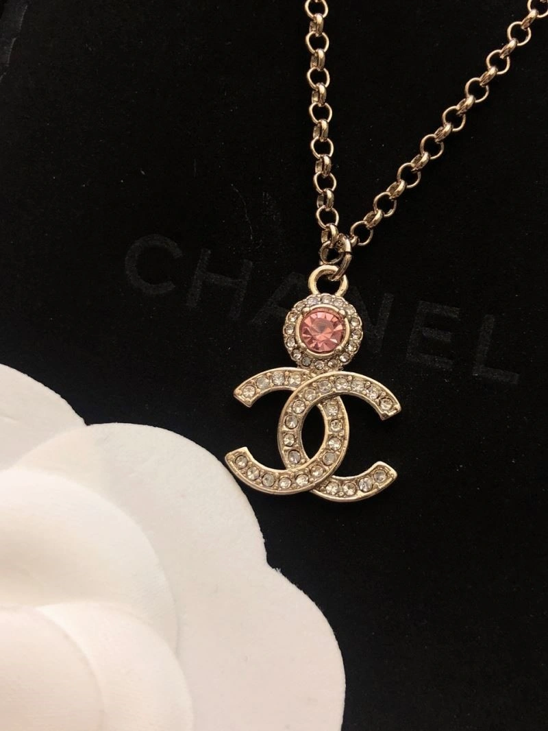 WaterResistant Chanel Necklaces 223404