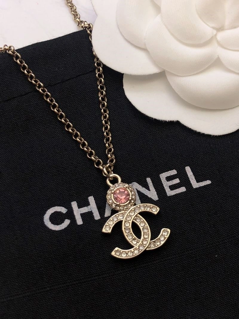 WaterResistant Chanel Necklaces 223404