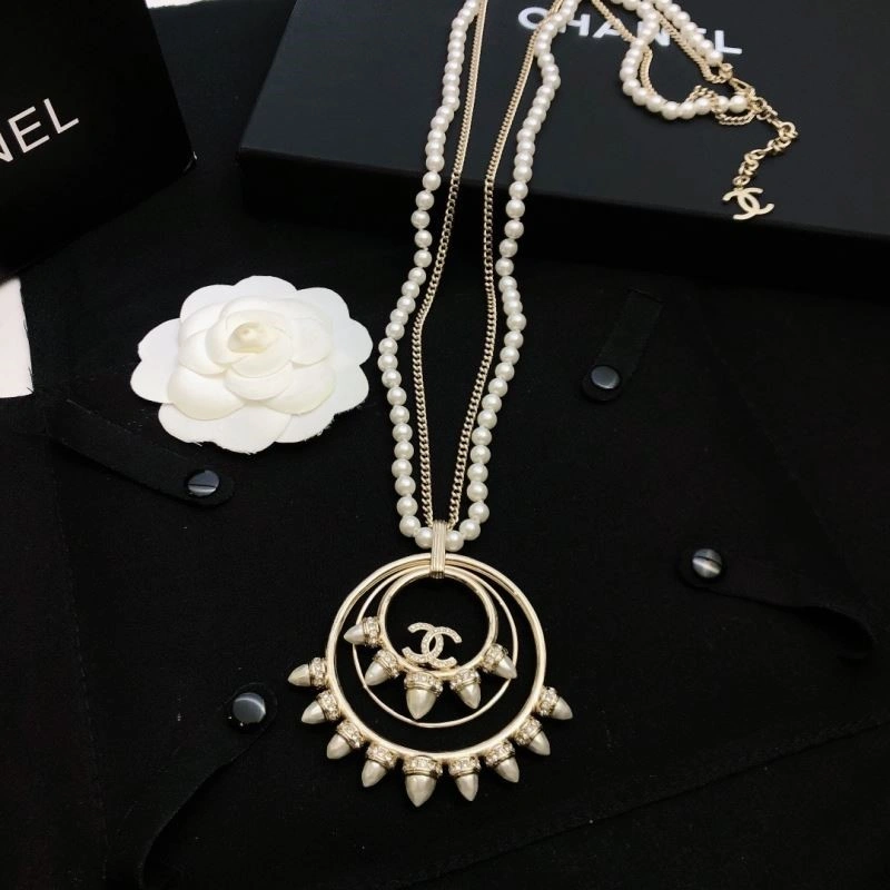 Timeless Chanel Necklaces 223396