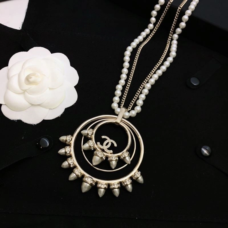 Timeless Chanel Necklaces 223396