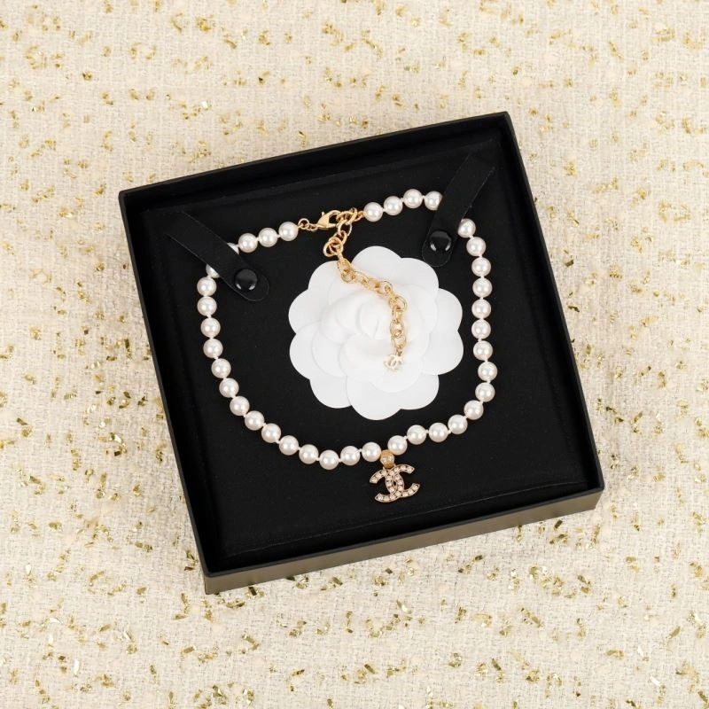 Comfortable Chanel Necklaces 223414