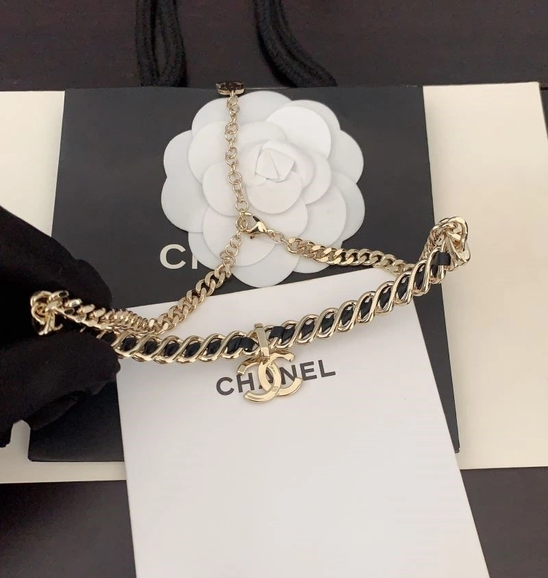 Supportive Chanel Necklaces 223352