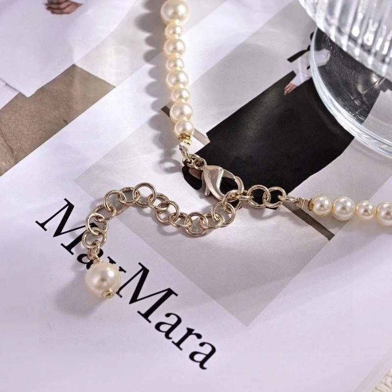 Chanel Necklaces Soft 223348