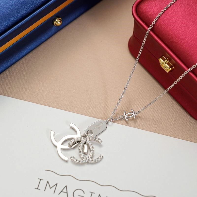 Unisex Chanel Necklaces 223393