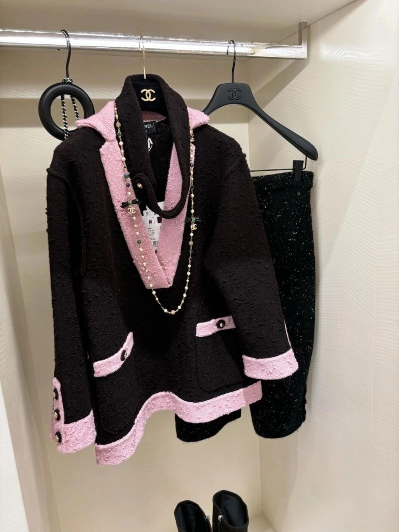 Versatile Chanel Necklaces 223344