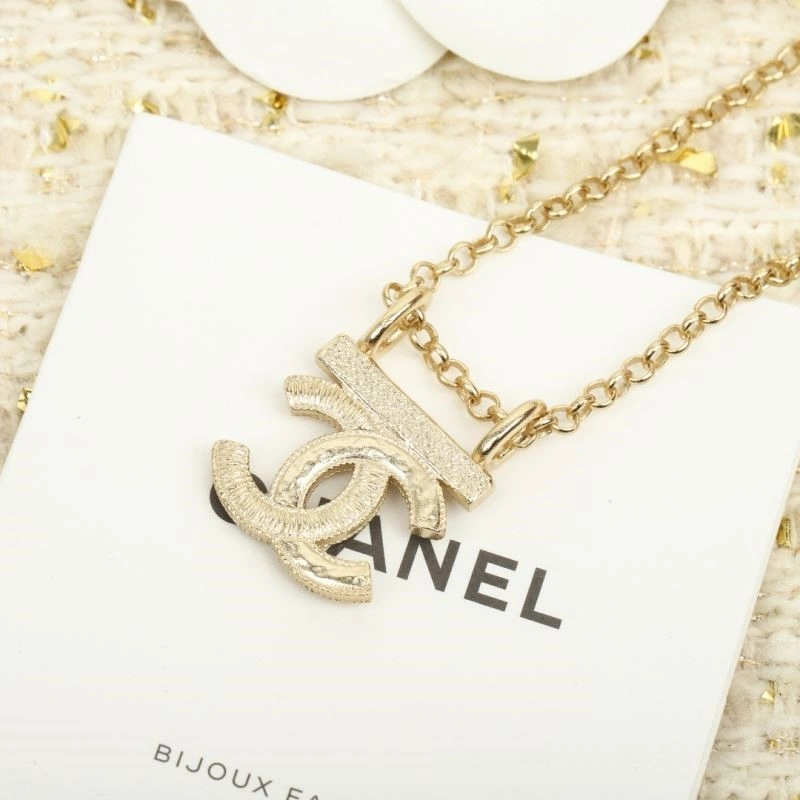 Chanel Necklaces Sophisticated 223338