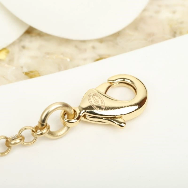 Chanel Necklaces Sophisticated 223338