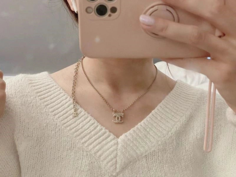 Chanel Necklaces Sophisticated 223338