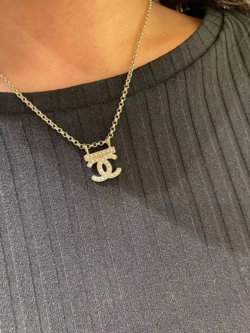 Chanel Necklaces Sophisticated 223338