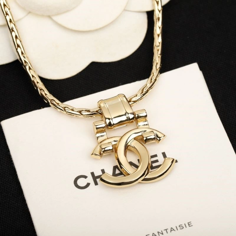 Vibrant Chanel Necklaces 223323