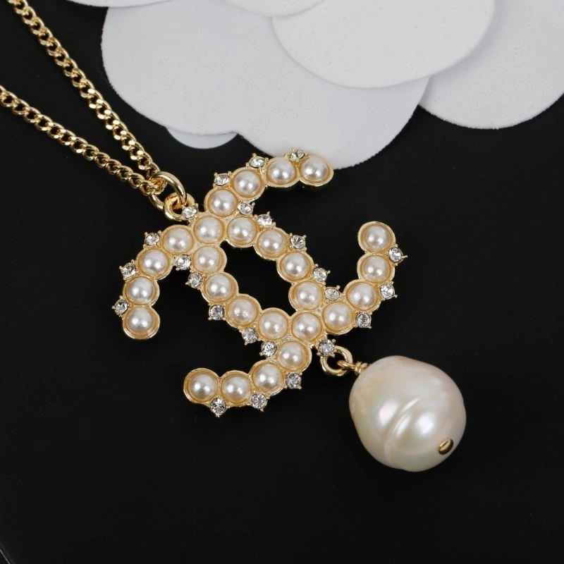 SunProtective Chanel Necklaces 223328