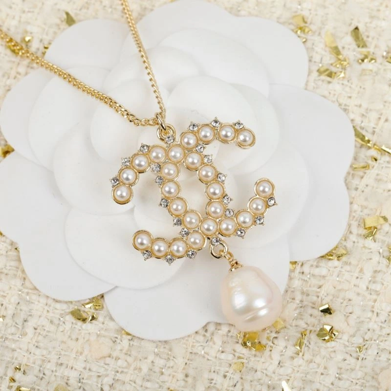 SunProtective Chanel Necklaces 223328