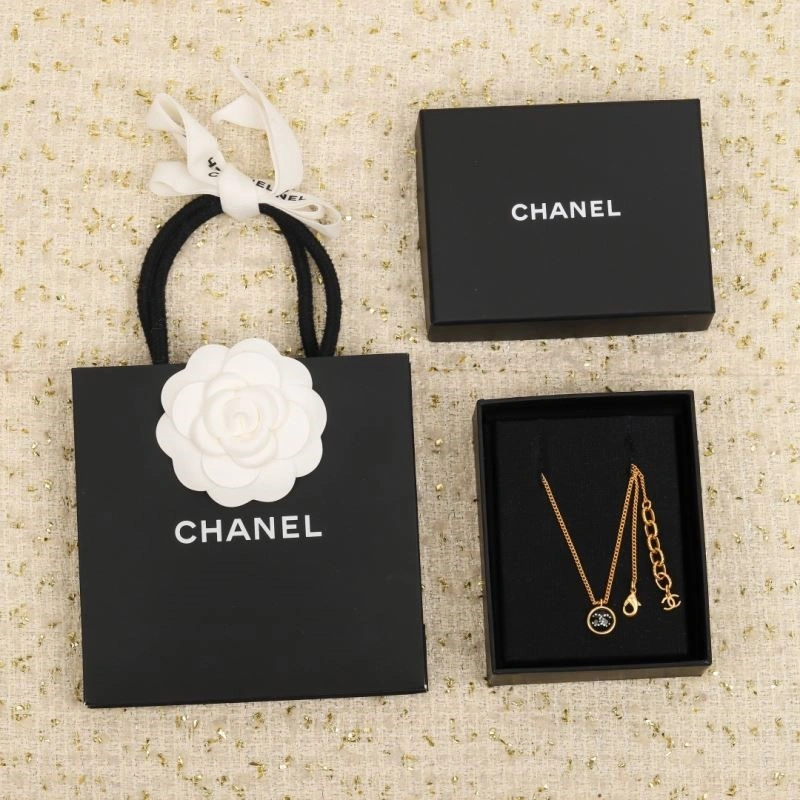 Chanel Necklaces Vibrant 223364
