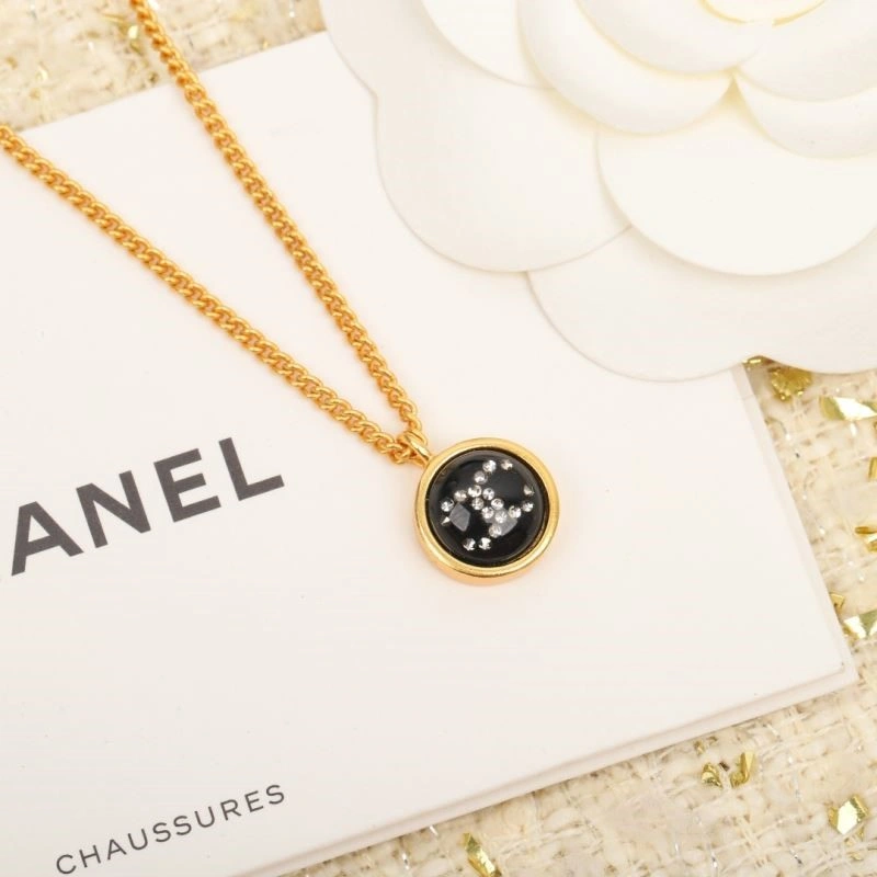 Chanel Necklaces Vibrant 223364