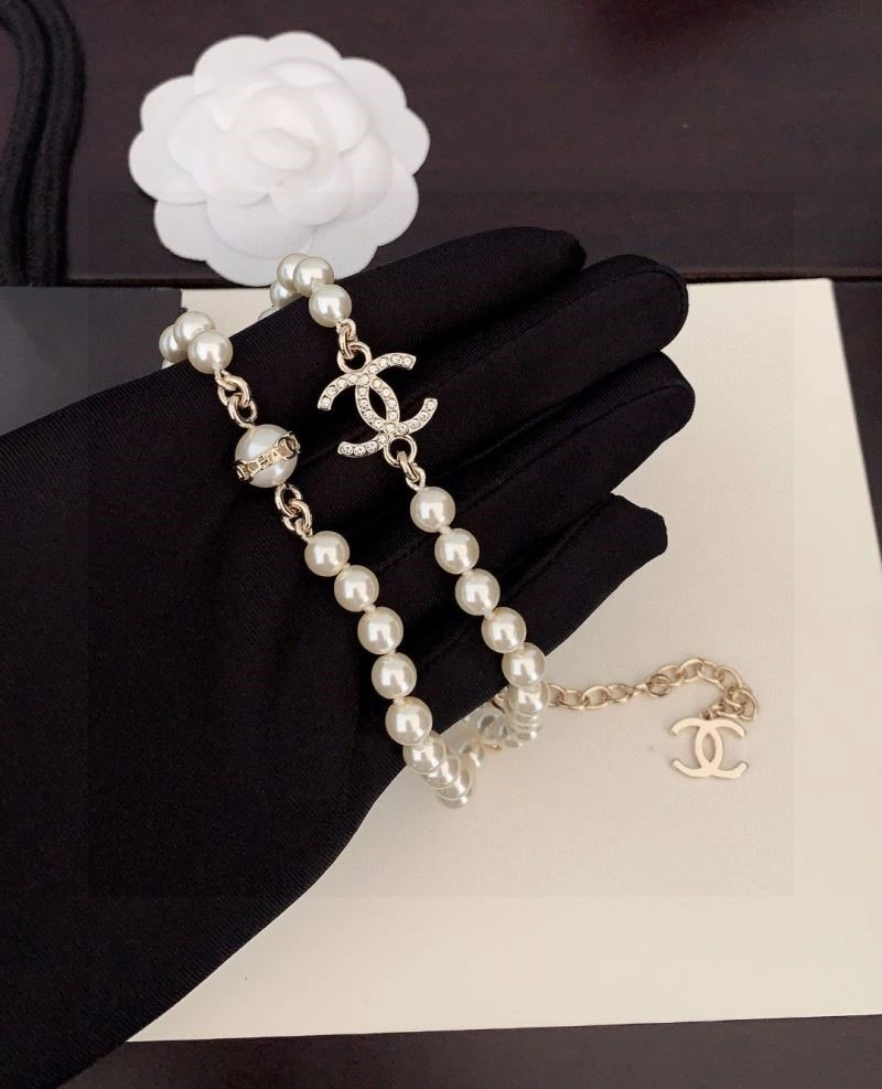 Versatile Chanel Necklaces 223324