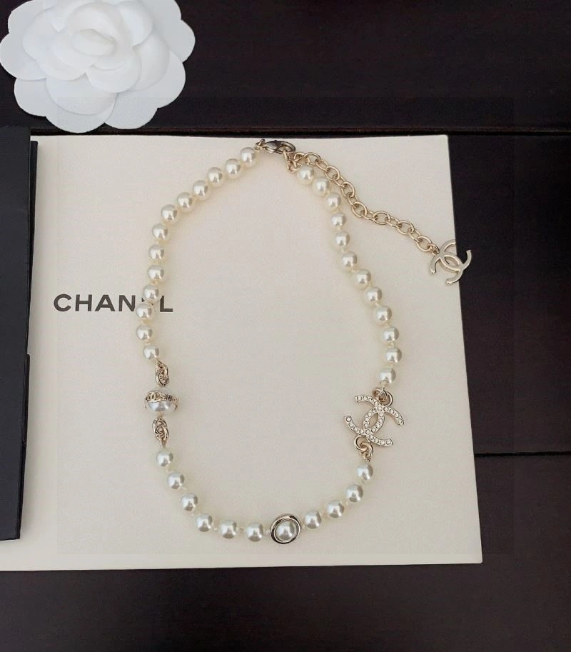 Versatile Chanel Necklaces 223324