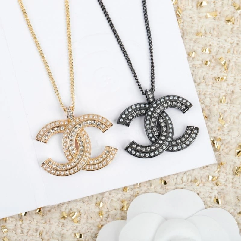 Chanel Necklaces Versatile 223286
