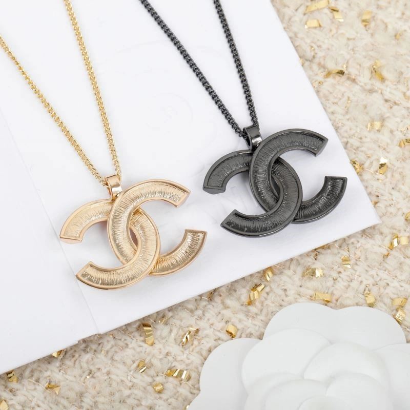 Chanel Necklaces Versatile 223286