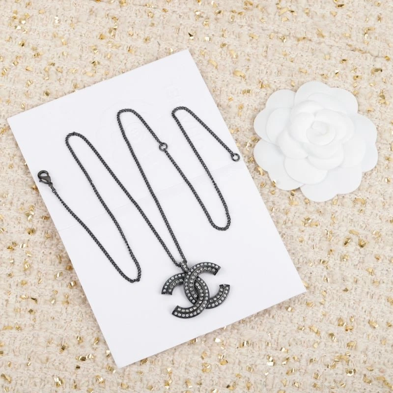 Chanel Necklaces Versatile 223286