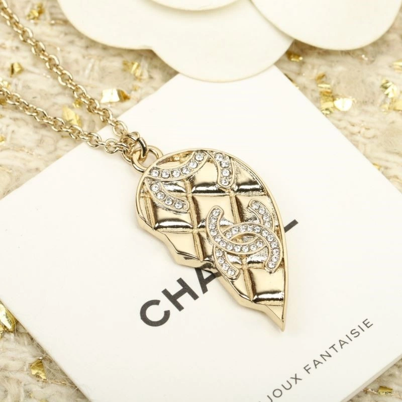 Upgraded Chanel Necklaces 223283